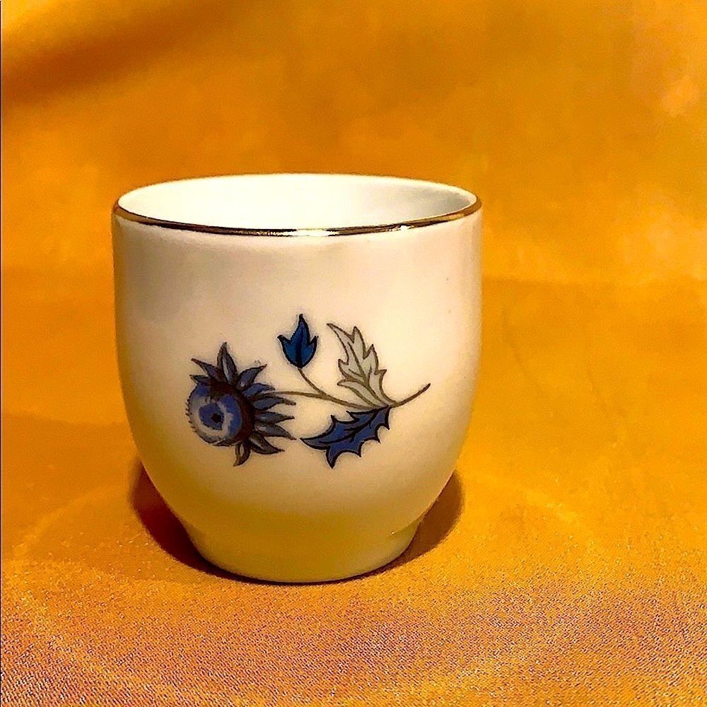 Pretty China Eggcup.   